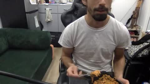 Snapshot of stringin69 chatting on February 10, 12:04 am stringin69 online show from February 10, 12:04 am