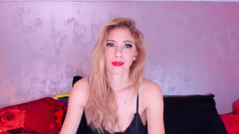 Elissa online show from November 22, 12:53 am