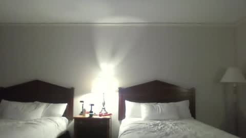 strokeherpokeher online show from June 15, 6:04 am