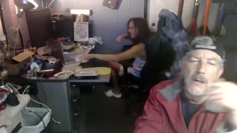 Snapshot of strokinaces1 chatting on April 16, 4:46 am strokinaces1 online show from April 16, 4:46 am