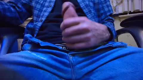 Snapshot of strokinate chatting on February 7, 4:38 am strokinate online show from February 7, 4:38 am