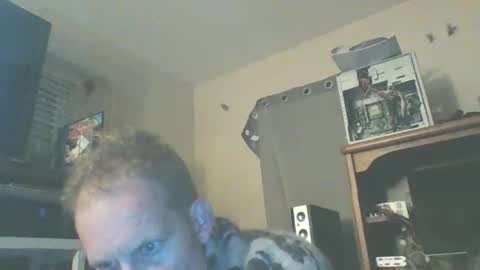 Snapshot of strokingjoe14585 chatting on February 21, 11:00 am strokingjoe14585 online show from February 21, 11:00 am