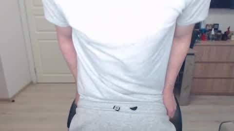 strong_guy_xxx online show from November 28, 8:06 am