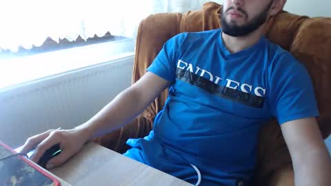 Snapshot of strongcoffee10 chatting on September 16, 11:11 am StrongCoffee online show from September 16, 11:11 am