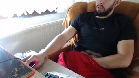 Snapshot of strongcoffee10 chatting on September 23, 7:22 am StrongCoffee online show from September 23, 7:22 am