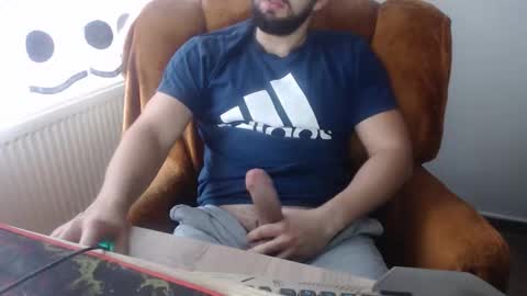 StrongCoffee online show from November 18, 8:08 am