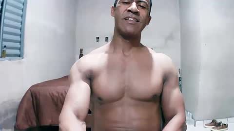 strongdaddyfantastic online show from April 21, 1:42 am