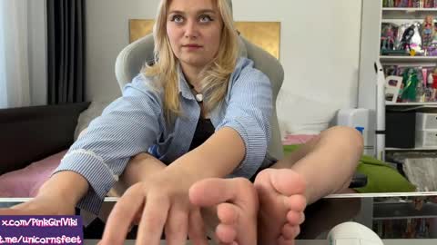 goddess online show from April 7, 2:06 pm