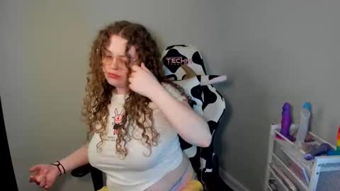 Strwbby online show from January 16, 5:11 am