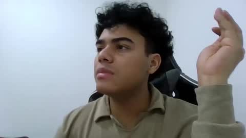 stuart_cass21 online show from November 20, 8:47 am