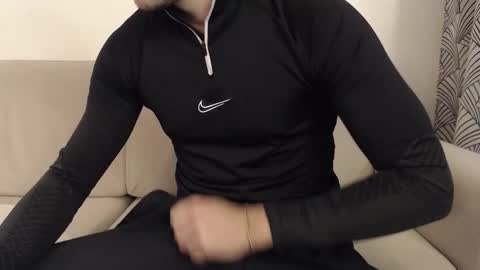 Stud From Paris online show from October 15, 3:23 pm