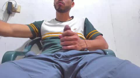 Snapshot of studmarkos chatting on February 20, 10:16 am mark online show from February 20, 10:16 am