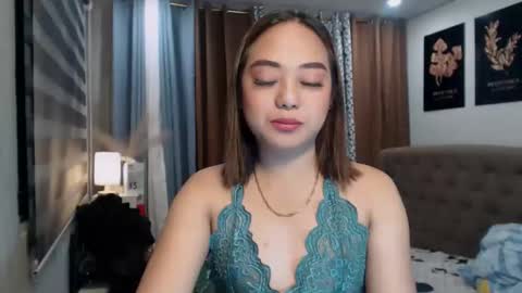 studqueendomi online show from January 6, 11:14 am