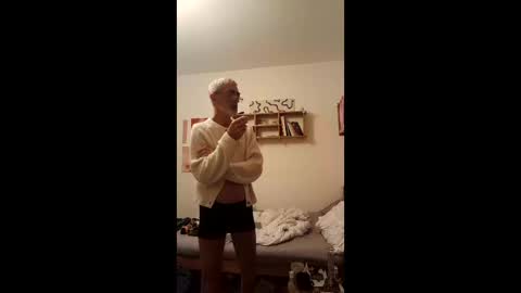 stugo1964 online show from April 17, 11:52 pm