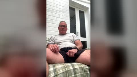 stumpyj2266 online show from May 13, 5:54 pm