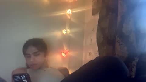 stxllaxcx online show from April 18, 8:53 pm