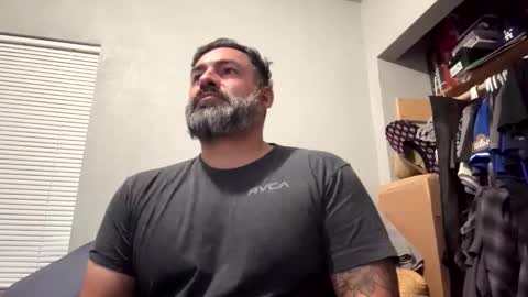 suavecito67 online show from March 18, 2:47 am