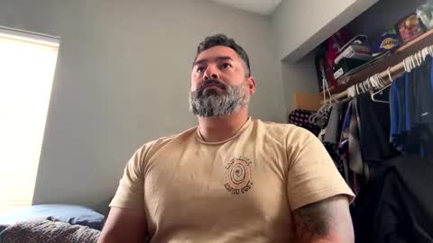 Snapshot of suavecito67 chatting on May 9, 4:56 pm suavecito67 online show from May 9, 4:56 pm