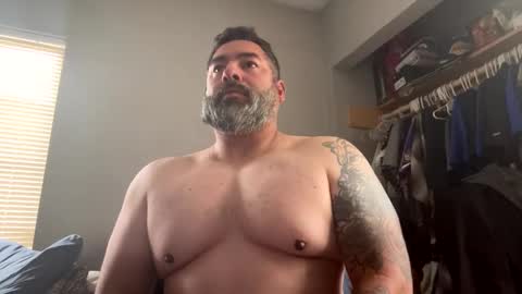 Snapshot of suavecito67 chatting on May 17, 2:13 pm suavecito67 online show from May 17, 2:13 pm