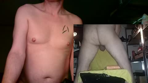 Snapshot of sub4black chatting on May 17, 10:17 pm Sub2ChocoLad online show from May 17, 10:17 pm