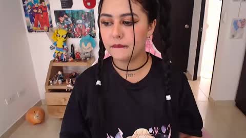Snapshot of sub_nezuko_69 chatting on September 10, 3:56 pm sub_nezuko_69 online show from September 10, 3:56 pm