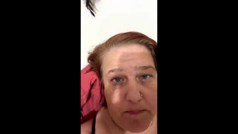 Snapshot of subbycumslut85 chatting on May 29, 8:01 am subbycumslut85 online show from May 29, 8:01 am