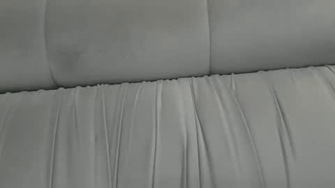 subforlatinas online show from December 15, 8:13 pm