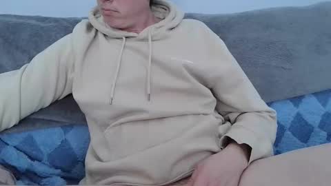 subietimm91 online show from January 6, 4:21 pm