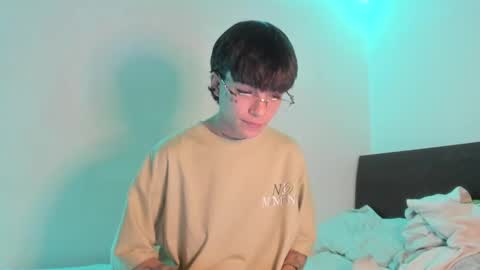 Snapshot of submissive_boyy_ chatting on December 13, 2:16 pm nico online show from December 13, 2:16 pm