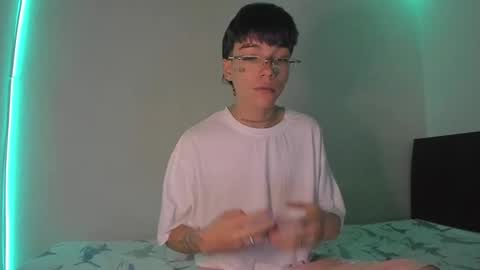 Snapshot of submissive_boyy_ chatting on January 26, 2:19 pm nico online show from January 26, 2:19 pm