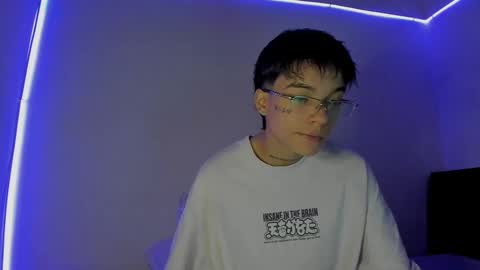 Snapshot of submissive_boyy_ chatting on February 17, 5:21 pm nico online show from February 17, 5:21 pm