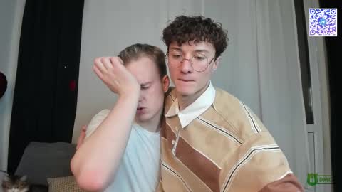 Snapshot of successful_kevin chatting on February 24, 7:56 pm Kevin online show from February 24, 7:56 pm