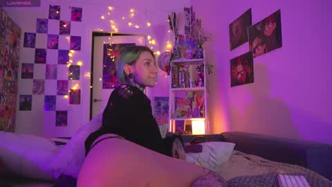 succubus_66 online show from January 8, 10:04 am