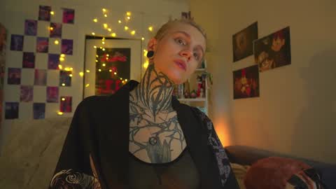 succubus_66 online show from February 1, 10:48 am