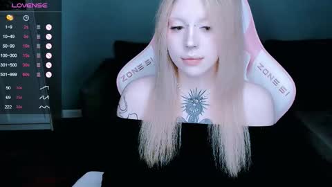 succubus_leslie online show from November 11, 9:48 pm