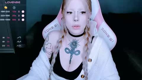 succubus_leslie online show from January 7, 11:07 pm