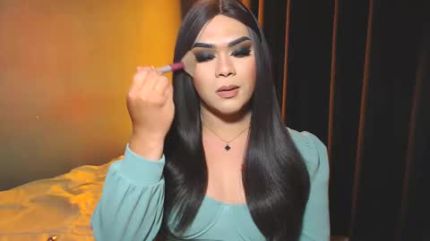 Snapshot of suckablecockoffreya chatting on December 26, 11:43 am JADE ELYSE online show from December 26, 11:43 am