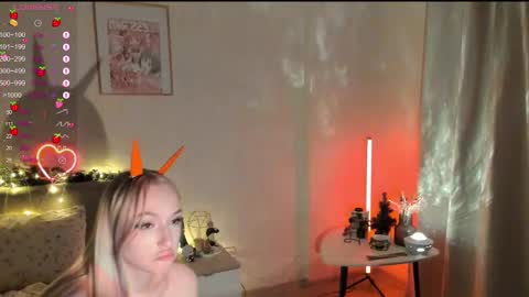 sue_everett online show from December 28, 5:25 pm