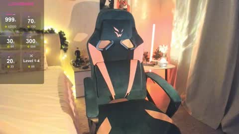 sue_everett online show from February 8, 6:33 pm