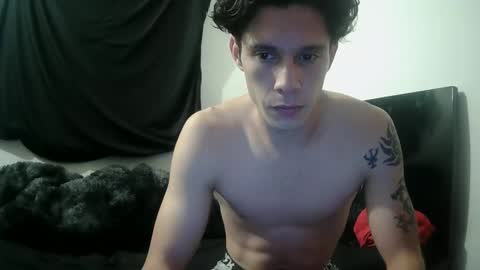 Snapshot of suez666 chatting on November 16, 3:23 am suez666 online show from November 16, 3:23 am