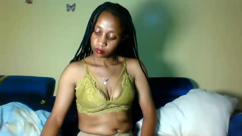 Snapshot of sugar_lace chatting on March 12, 6:47 pm sugar online show from March 12, 6:47 pm