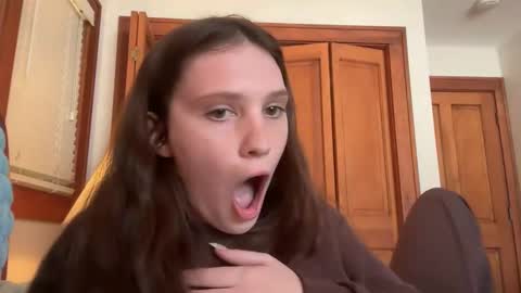 sugarbaeJ online show from February 27, 6:19 pm