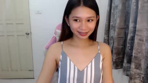 Snapshot of sugarcandiesx chatting on February 20, 10:37 pm Ellen online show from February 20, 10:37 pm