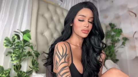 Snapshot of sugarhoneysw8 chatting on September 25, 4:38 am Jess online show from September 25, 4:38 am