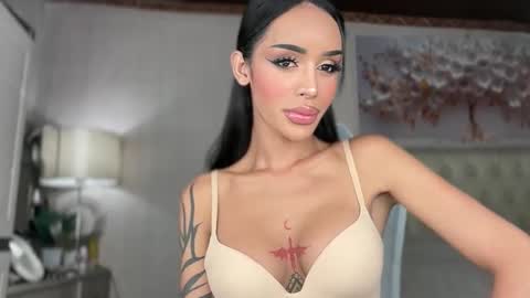 Snapshot of sugarhoneysw8 chatting on January 6, 6:11 pm Jess online show from January 6, 6:11 pm