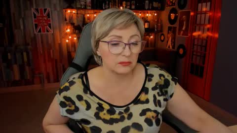 Vivien online show from February 15, 7:39 pm