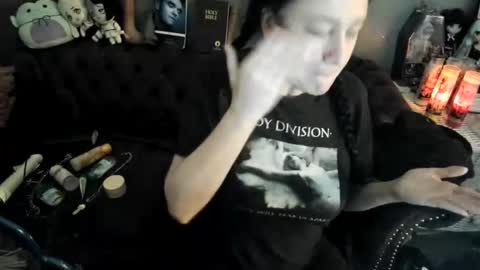 Sugary online show from January 18, 9:13 am