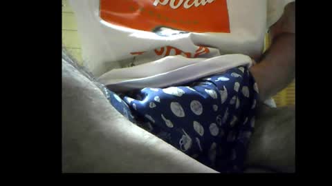 Snapshot of sugereyes99 chatting on October 6, 6:38 pm sugereyes99 online show from October 6, 6:38 pm