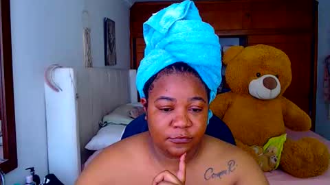 Cami   Back in 2 hours online show from May 31, 11:17 am