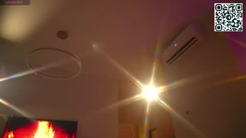 Snapshot of suk_ki chatting on June 24, 7:13 pm Lika ginger Jessy blond online show from June 24, 7:13 pm